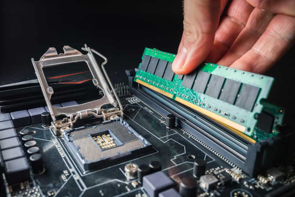 Installing a new RAM DDR memory for a personal computer processor socket